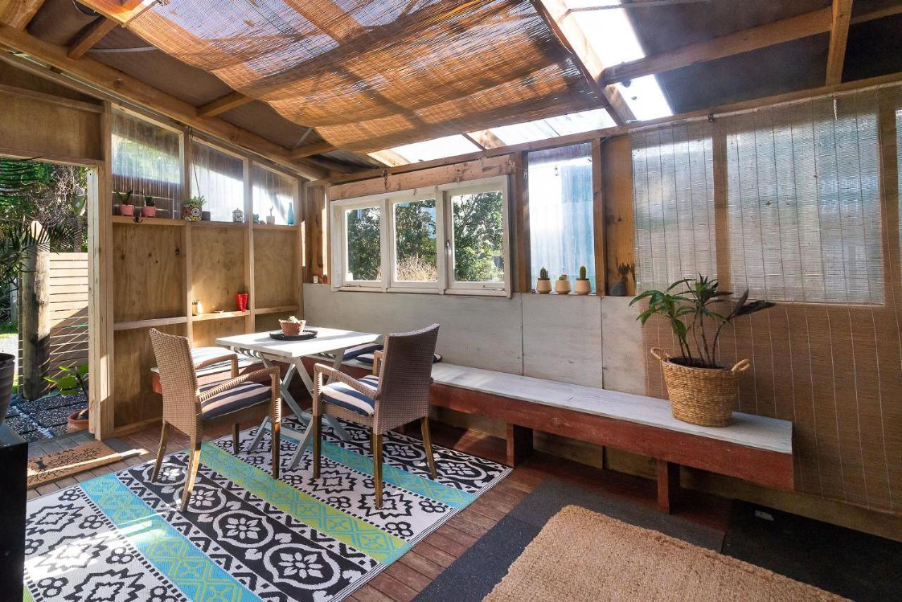 The Little House Tutukaka Hotel Exterior photo